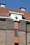 gevel Simsonstraat
              <br/>
              Annemarieke Verheij, 2015-07-06